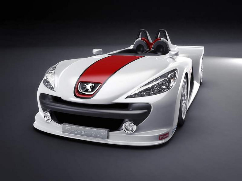 Paryż na żywo: Peugeot Spider 207 – stworzony dla Le Mans