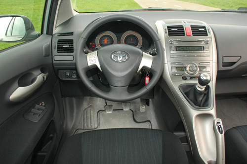 Ford Focus kontra Toyota Auris i Honda Civic - Kompakty dla wymagających