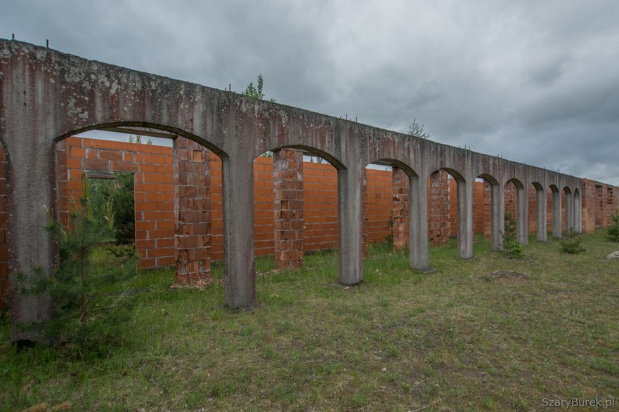 Niedokończona tajemnicza budowla, maj 2022 r.