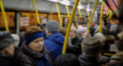 Karczemna awantura w autobusie. Skandaliczne zachowanie seniorki