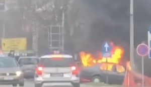 Izgoreo automobil u centru Bačke Palanke