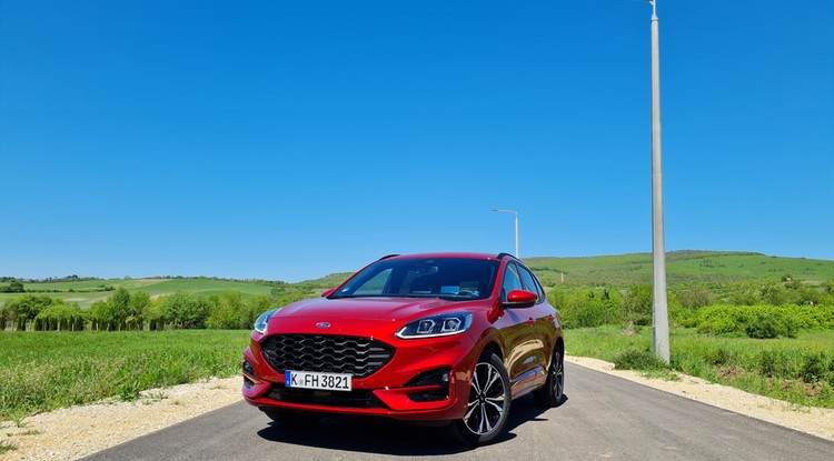 Ford Kuga FHEV