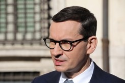 Morawiecki: Coś niepokojącego dzieje się w Warszawie