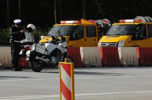 Autostrada 9 a1 policja szlaban 