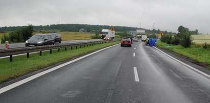 Tajemnicza śmierć na drodze. Jest winny?