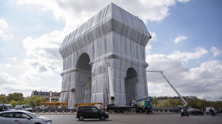 Opakowany Łuk Triumfalny