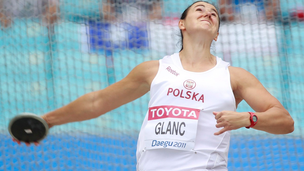 Drugiego dnia rywalizacji na mistrzostwach świata w lekkiej atletyce w południowokoreańskim Daegu polscy sportowcy staną przed szansą wywalczenia pierwszych medali. Nasi reprezentanci wystąpią w dwóch finałach - chodzie na 20 km mężczyzn (godz. 2.00 polskiego czasu) i rzucie dyskiem kobiet (12.15).