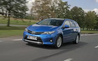 Używana Toyota Auris - trwała i niezawodna, ale droga