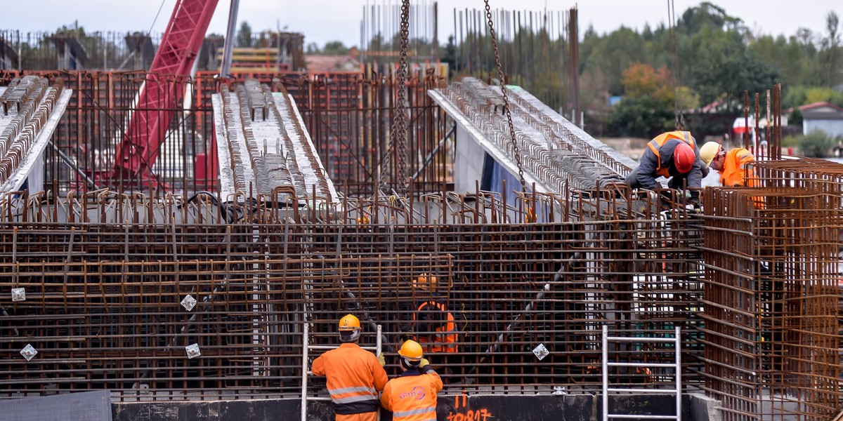 Vistal Gdynia to producent konstrukcji stalowych. Spółka zadebiutowała na warszawskiej giełdzie w 2014 r.