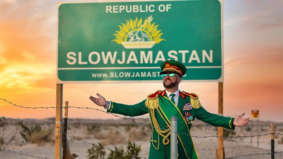 Sloumadžastan