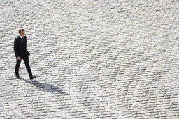 Emmanuel Macron: Kapitan tonącego statku