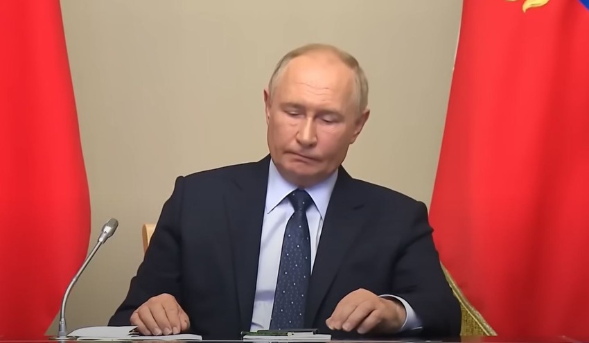 Putin sluša Gerasimova dok podnosi izveštaj o situaciji u Kursku