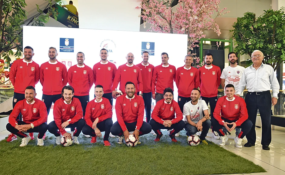 Umetnička fudbalska reprezentacija Srbije