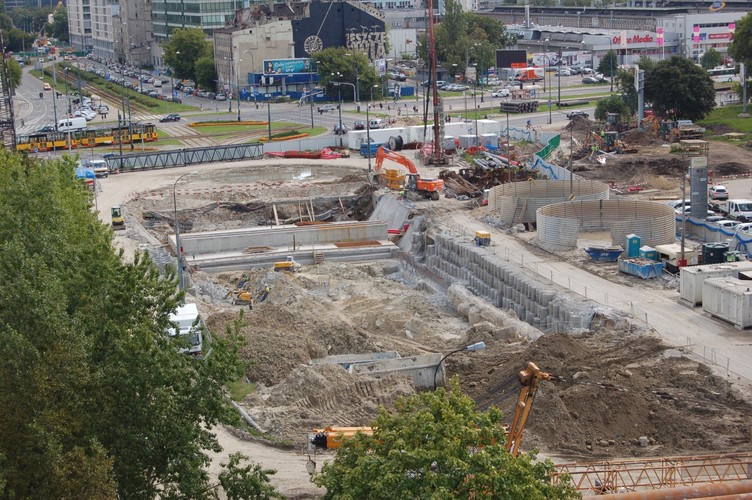 Budowa II linii metra w Warszawie. Stacja Rondo Daszyńskiego (1). 26.10.2012 Fot. Materiały prasowe