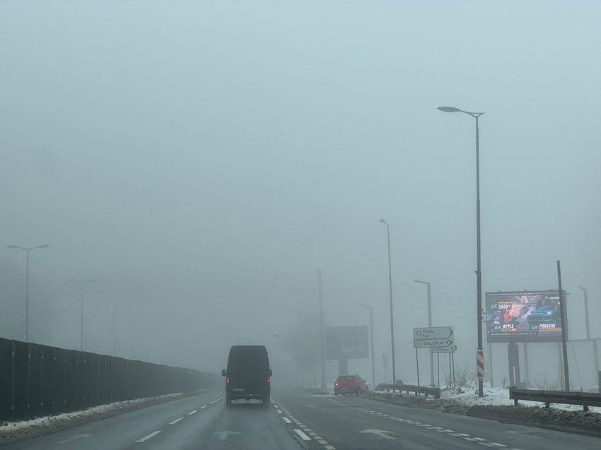 Magla na auto-putu na izlazu iz Beograda