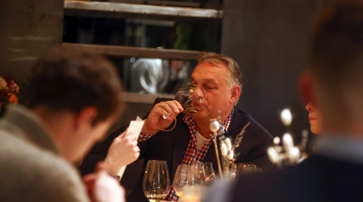 Orbán Viktor elegáns étteremben vacsorázott péntek este /Fotó: Blikk