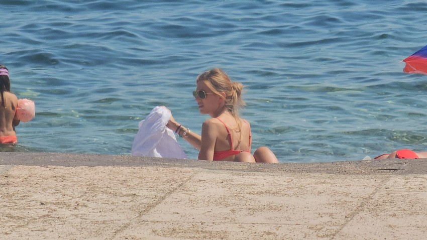 Nevena Božović  sa ćerkom