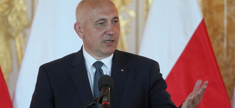 Brudziński i SOP przepraszają za ulotkę z ofiarami katastrofy smoleńskiej na okładce