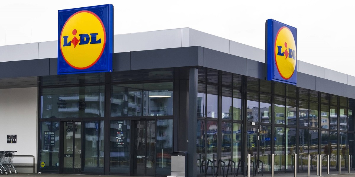 Lidl. Zimowe kurtki, spodnie i czapki dla dzieci od 2.12.2021