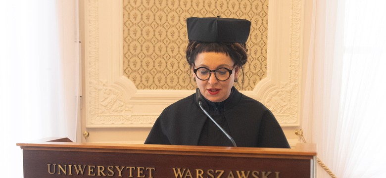 Olga Tokarczuk doktor honoris causa UW. Mówiła o Ukrainie i "moskiewskim reżimie"