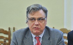 Europarlament kontra Jugendamty. Polityk PiS: Muszą przestać dyskryminować