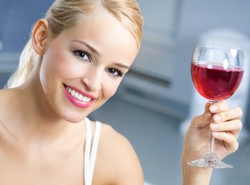 Czerwone wino nie pomaga? To oszustwo?
