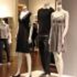 PMR: rośnie sprzedaż detaliczna odzieży i obuwia