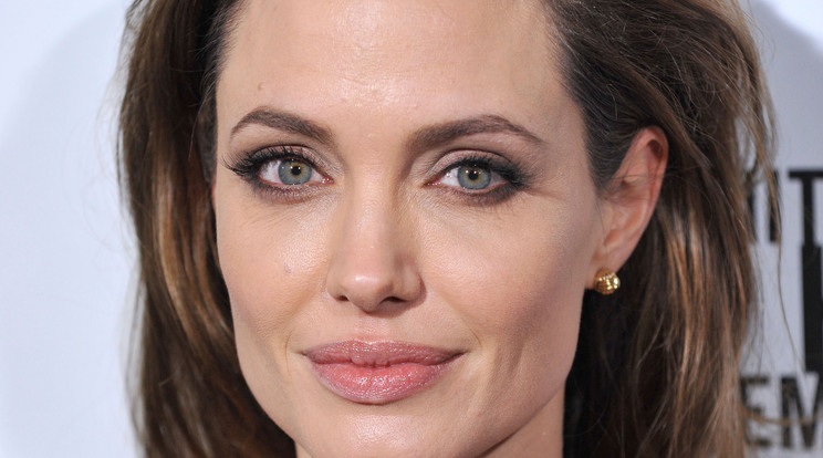 Édesanyjáról áradozott Angelina Jolie /Fotó: Northfoto