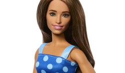 Stworzono lalkę Barbie chorą na cukrzycę typu 1. Pompa insulinowa i glukometr w zestawie