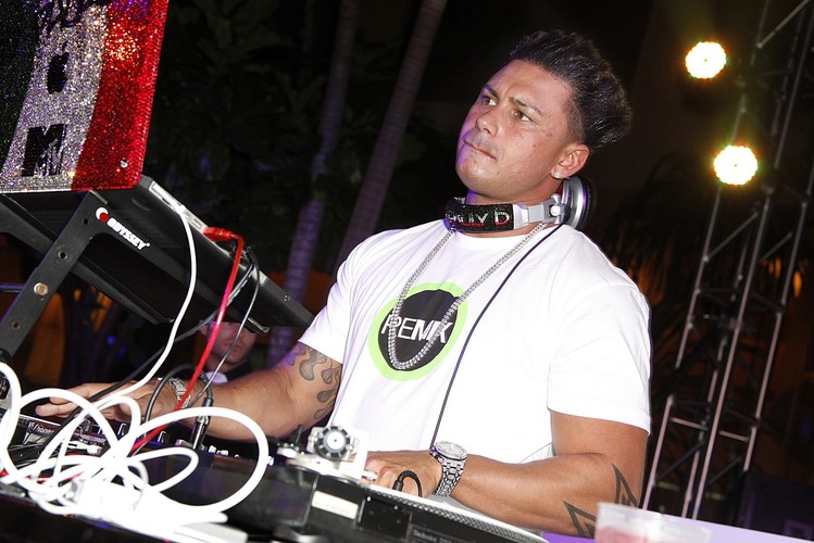 DJ Pauly D - 11 mln dolarów