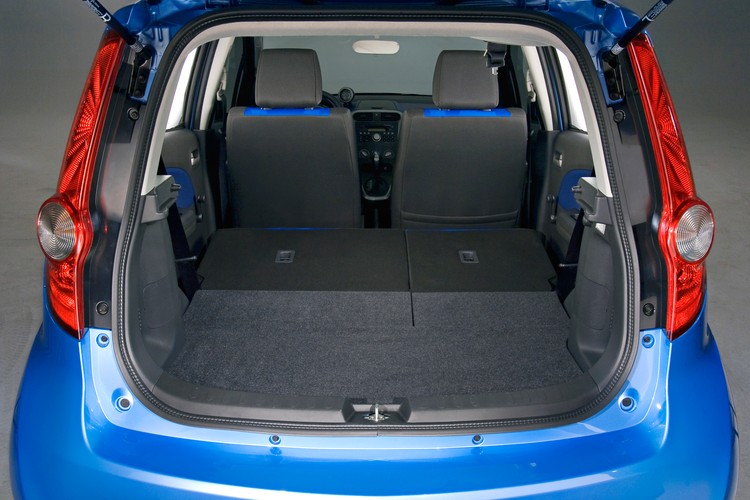 Bagażnik zmieści od 225 do 1050 litrów