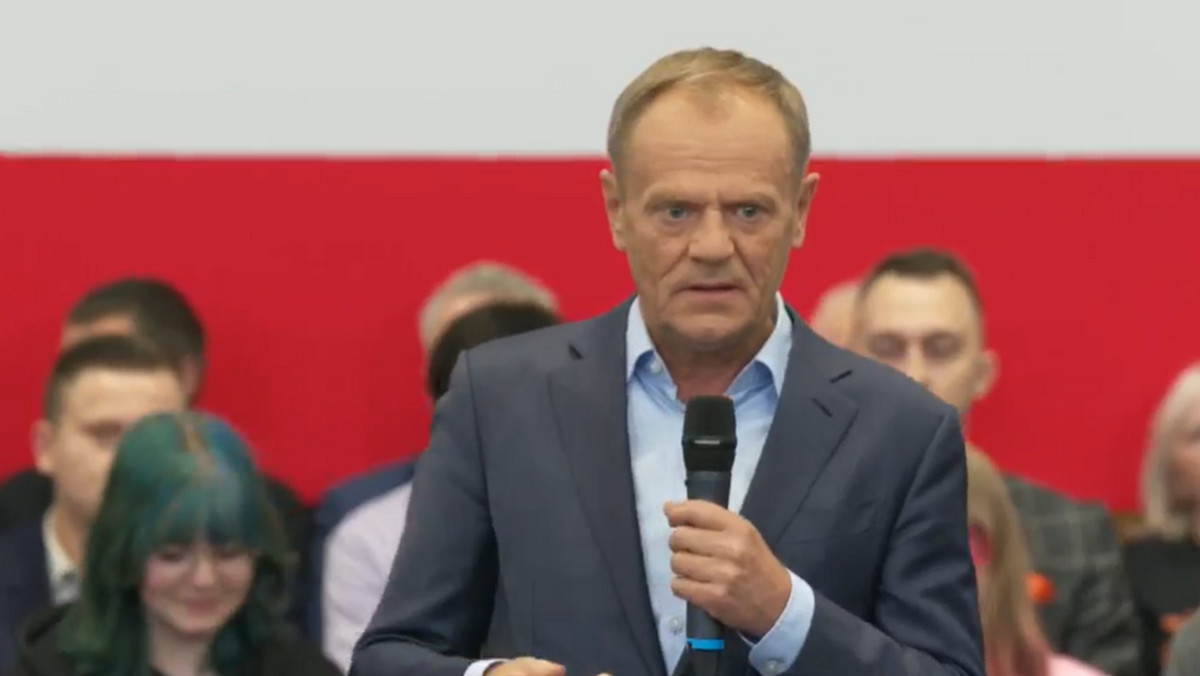 Donald Tusk reaguje na słowa Błaszczaka: tchórz 