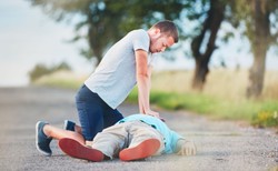 Pierwsza pomoc. Jak ją wykonać?