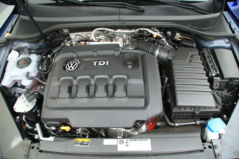 Volkswagen Passat Variant 2.0 TDI 240 KM