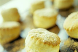 Ovo su NAJBRŽE I NAJUKUSNIJE POGAČICE ikada: Gotove su za 15 minuta, a za njih vam treba 2 SASTOJKA