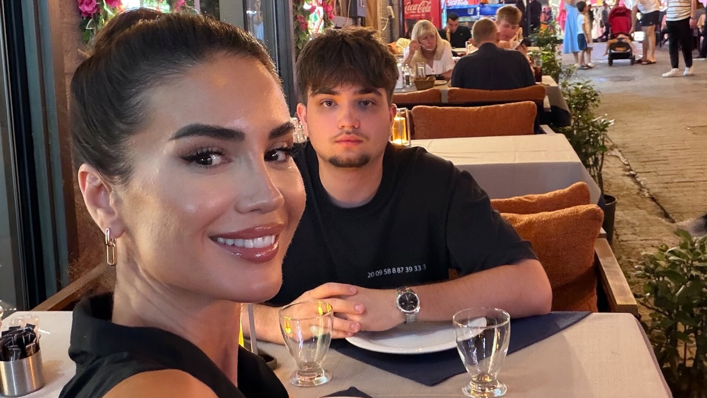 Geanina Ilieș a izbucnit în lacrimi. Ce i-a spus fiul ei, Patrick, în cadrul podcastului realizat chiar de vedetă. „Știm amândoi prin câte ai trecut”
