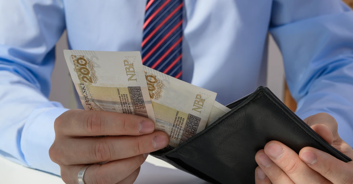 8345,35 zł to nowa pensja minimalna. Od 1 lipca podwyżki dla setek tysięcy Polaków
