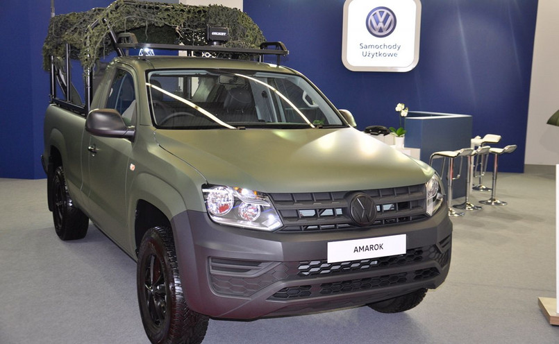 Wojskowy Volkswagen Amarok z pojedyńczą kabiną