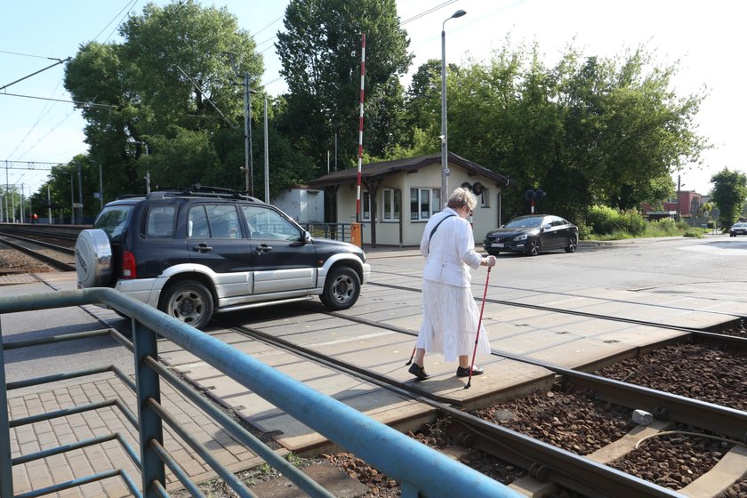 Przejazd kolejowy na Oruni