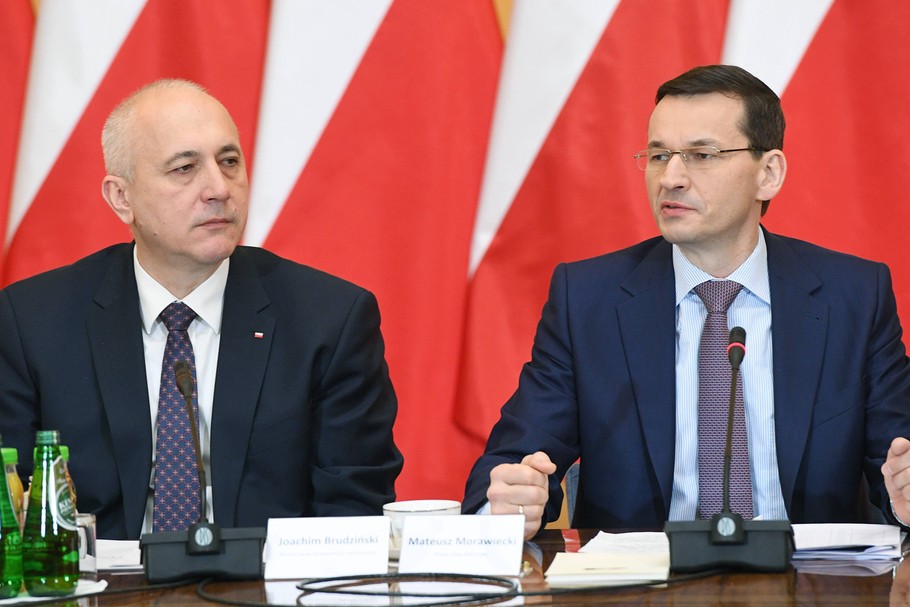 Joachim Brudziński, szef MSWiA, i premier Mateusz Morawiecki