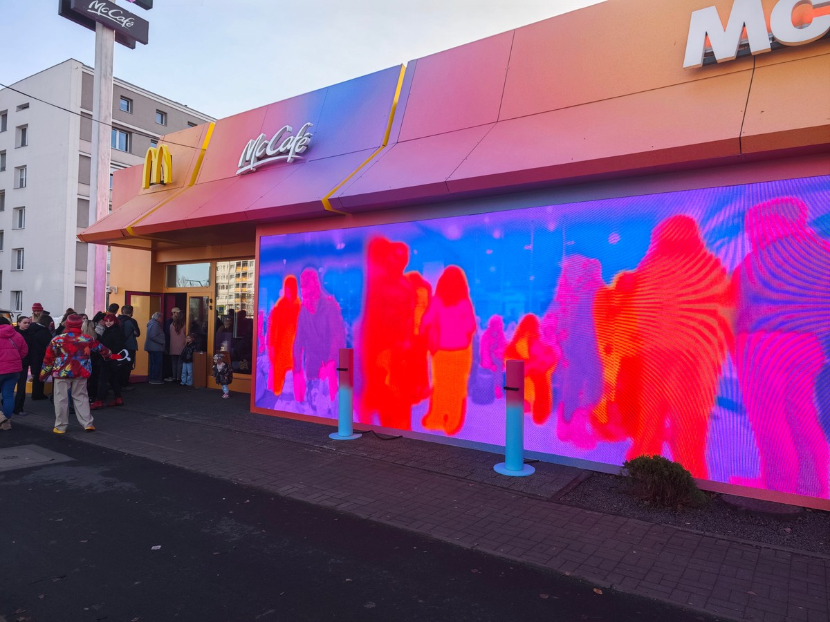 To jedyny taki McDonald's w Polsce. Sieć postawiła na... noktowizję