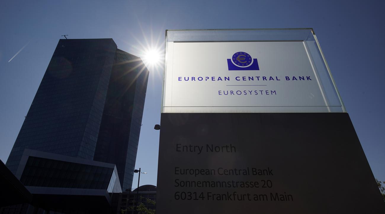 ECB: vrši pritisak na austrijsku Raiffeisen banku da napusti Rusiju