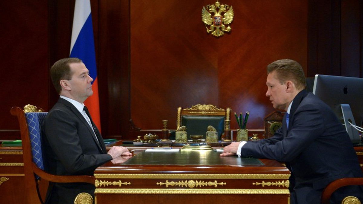 Cena gazu dla Ukrainy od kwietnia 2014 roku wyniesie 485,5 dolarów za 1000 metrów sześciennych - poinformował prezes Gazpromu Aleksiej Miller podczas spotkania z premierem Rosji Dmitrijem Miedwiediewem.