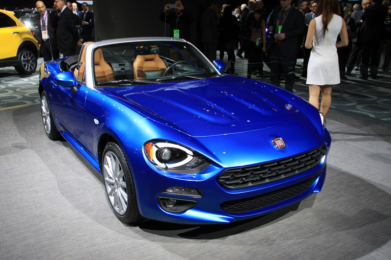 Detroit 2016 - Fiat 124 Speedster