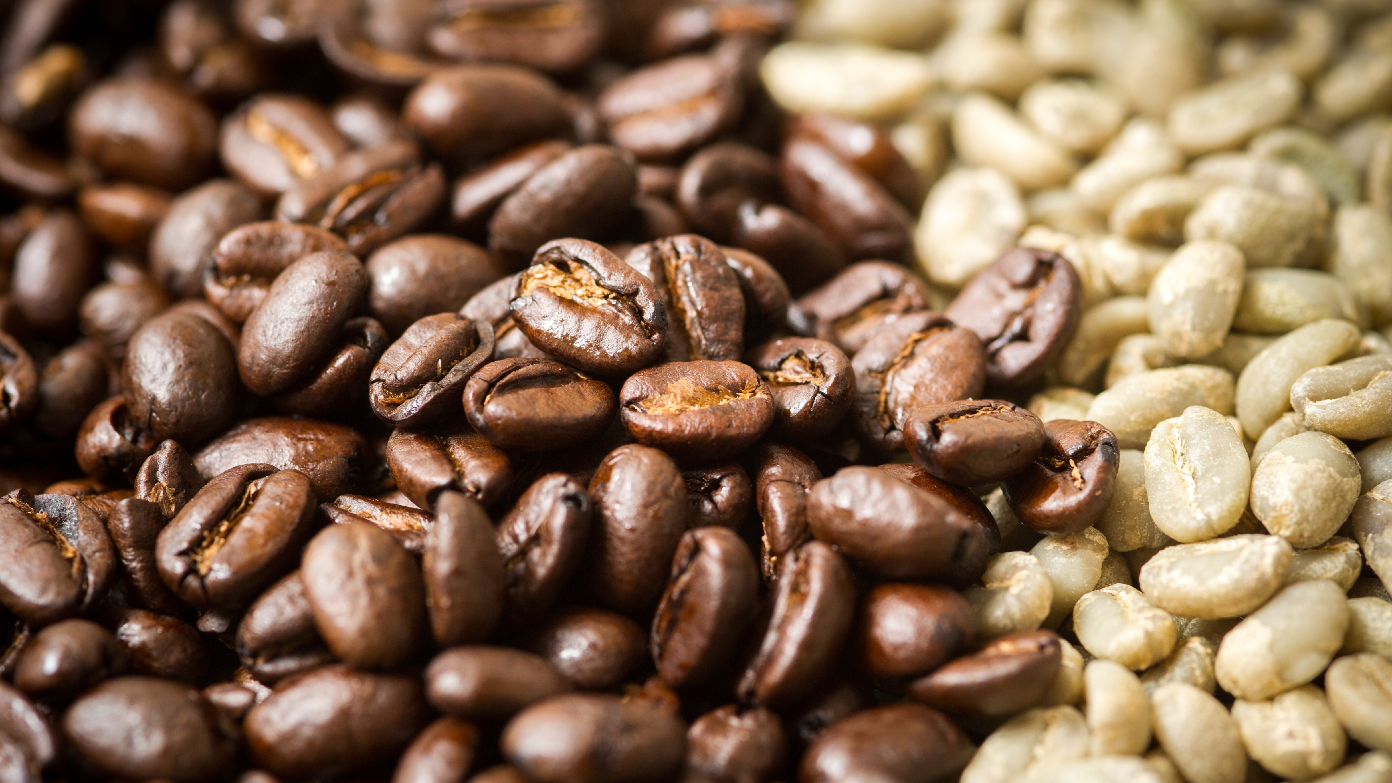 Ce cafea cumpără românii acum pentru acasă și ce gusturi au explodat în topul preferințelor