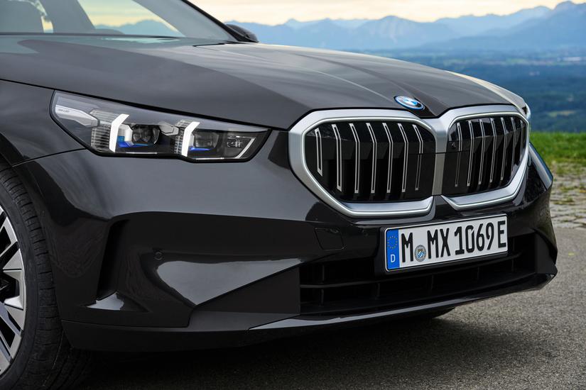 Nowe BMW serii 5 Limuzyna - zdjęcie poglądowe