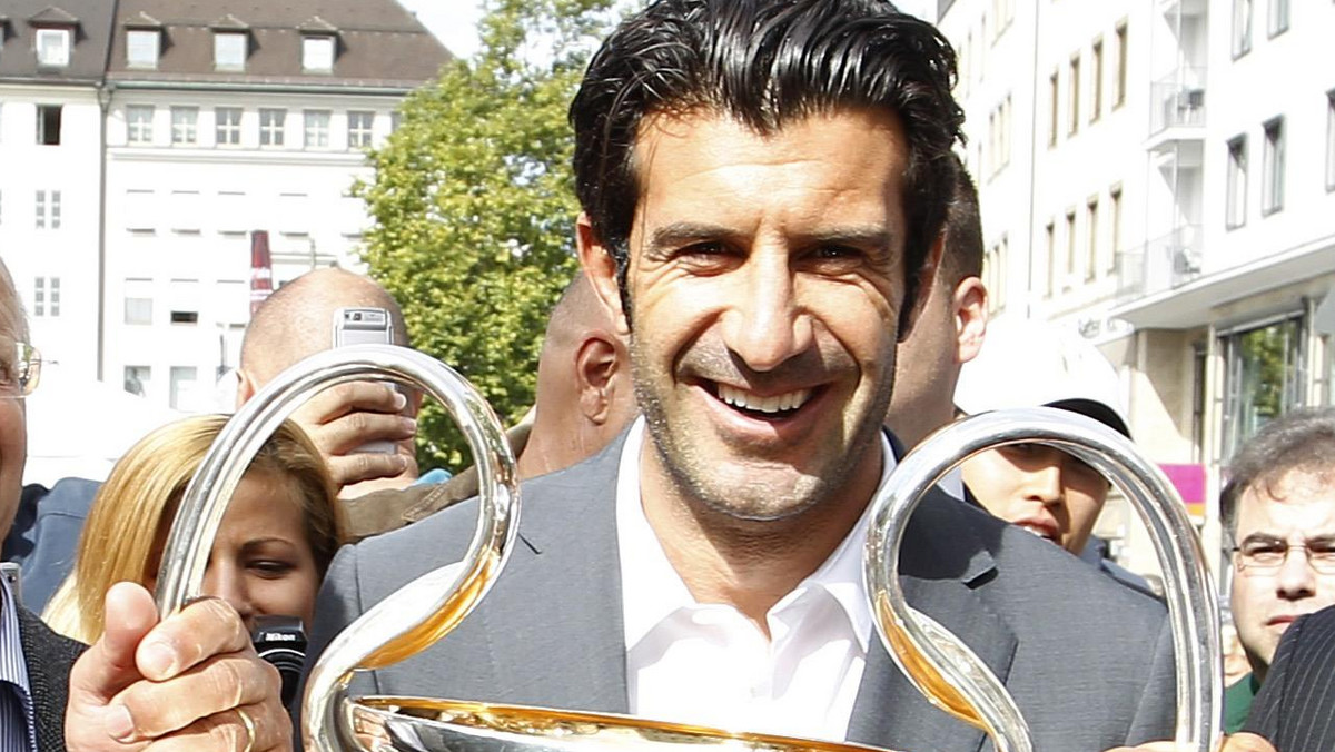 Luis Figo jest zadowolony z losowania par ćwierćfinałowych Ligi Mistrzów. - Schalke przeżywa pewne problemy - stwierdził Portugalczyk, ale po chwili ambasador Interu Mediolan dodał: - Oczywiście darzę przeciwnika należytym szacunkiem.