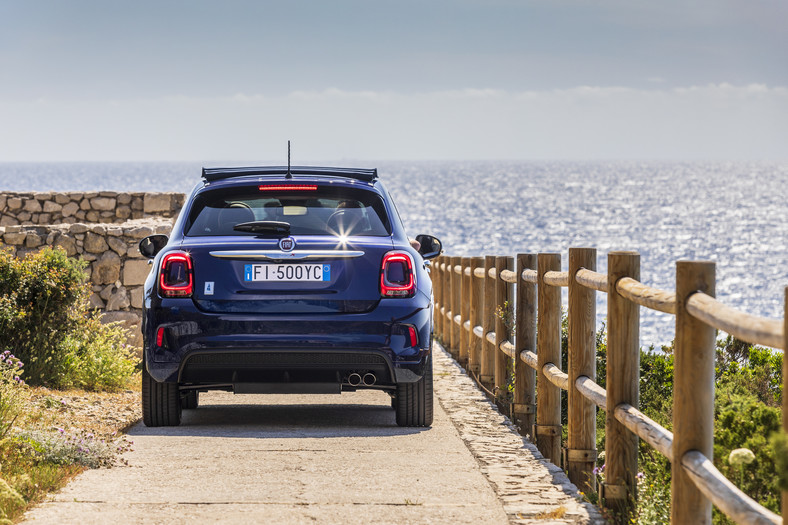 Fiat 500X Yachting