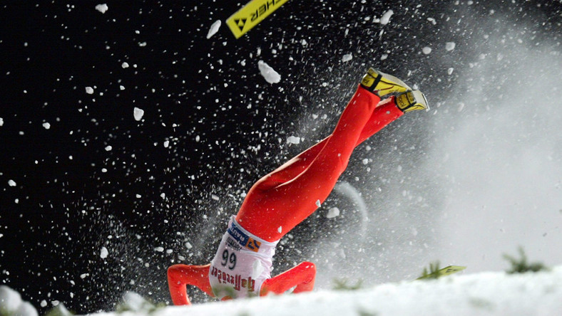 Skoki narciarskie: Osiemnaście lat temu Thomas Morgenstern upadł w Kuusamo