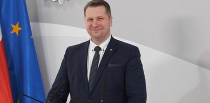 Co się dzieje z ministrem Czarnkiem? Polityk PiS chudnie w oczach